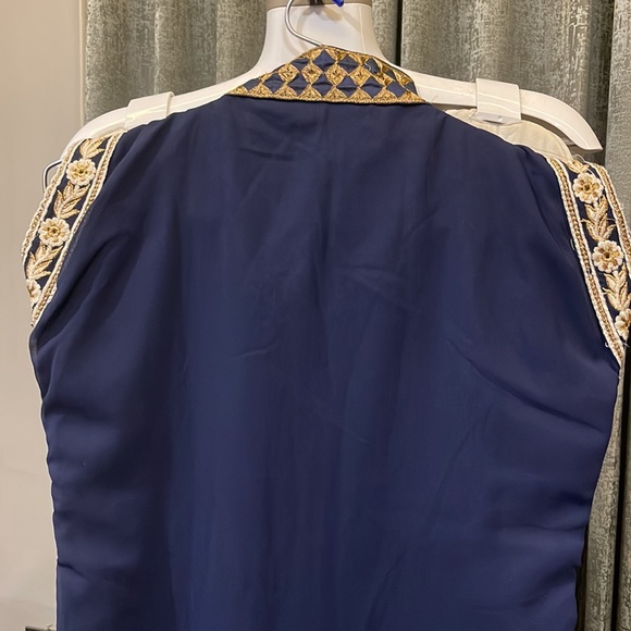 Karishma Kapoor Georgette Stitched Kurta In Blue Colour - Picture 8 of 16